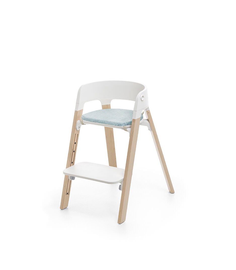 Stokke® Steps™ Natural, with Chair Cushion Jade Twill.